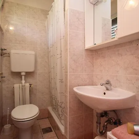 Ferienwohnung Fuer 2 Personen Ca 20 Qm In Silo, Kvarner Bucht Krk